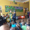 Występ pierwszaków w przedszkolu