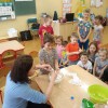 Świetna zabawa sensoryczna - ciecz nienewtonowska