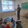 Przedszkolaki poznają mieszkańców lasu - spotkanie z leśniczym