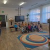 Przedszkolaki poznają mieszkańców lasu - spotkanie z leśniczym