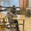 W pracowni chemicznej