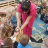 Spotkanie przedszkolaków z pielęgniarką