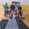 „BĄDŹ BEZPIECZNY” – WIZYTA POLICJANTÓW W PRZEDSZKOLU
